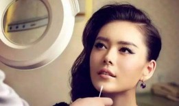 教主爆料女星是谁啊视频,教主爆料女星身份大揭秘！